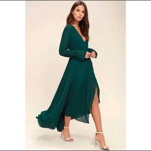 🌿 Lulu’s Bubbly Babe Forest Green Maxi Dress 🌿